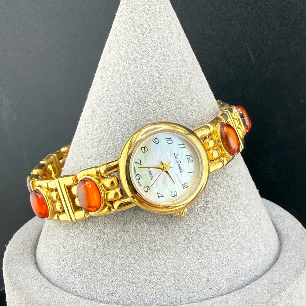Vintage Lee Sands Watch Gold Tone Mother of Pearl Cabochon Link Bracelet READ
